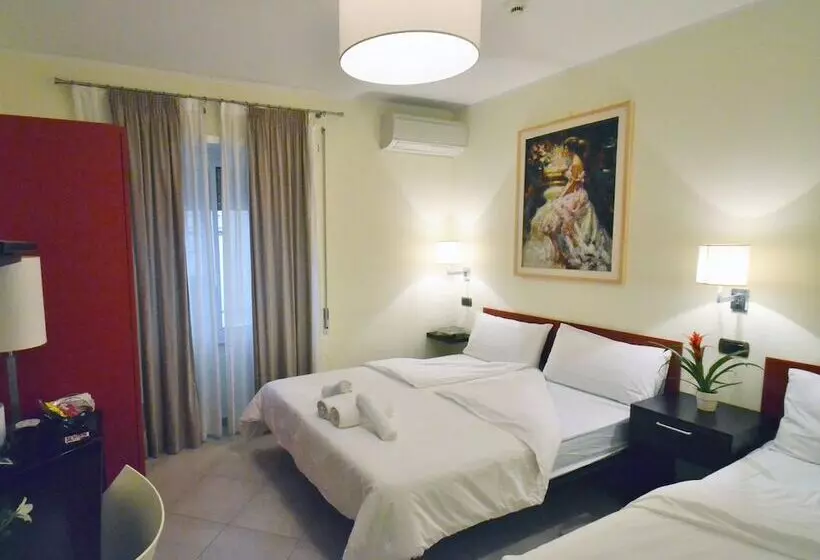 اتاق سوپریور سه تخته, Holiday A San Pietro