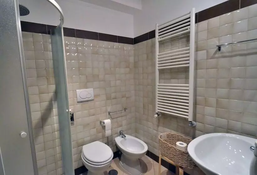 اتاق استاندارد سه نفره, Holiday A San Pietro
