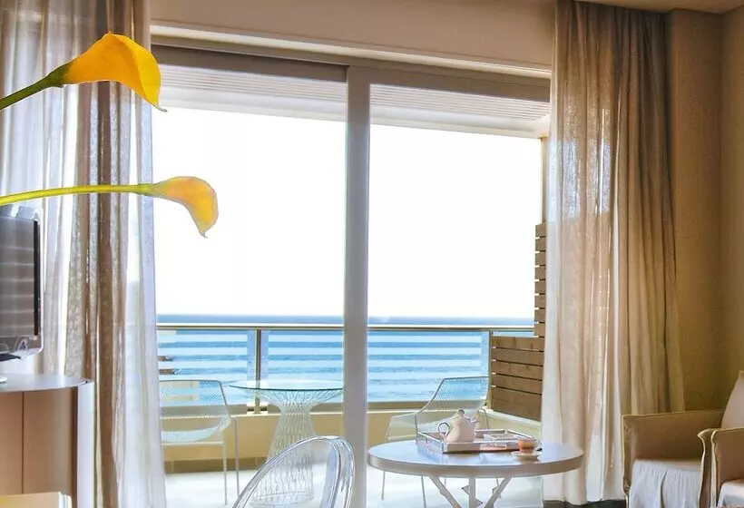 سوییت جونیور, Grecotel Astir Palace