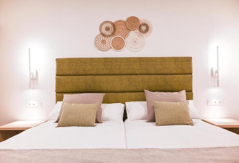 بنجلو سوبيريور, HL Miraflor Suites