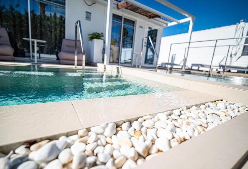 غرفة سوبيريور فردية, HL Miraflor Suites