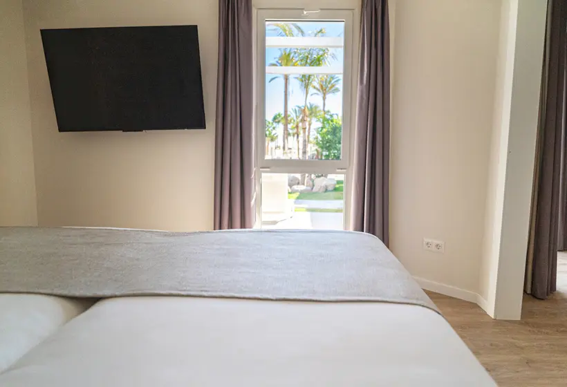 Superior-bungalow, HL Miraflor Suites