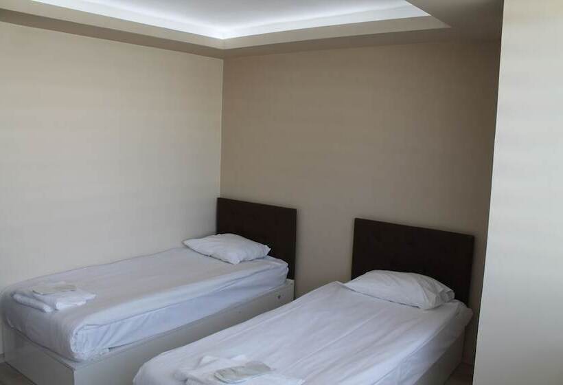 اتاق استاندارد یک نفره, Abro Necatibey