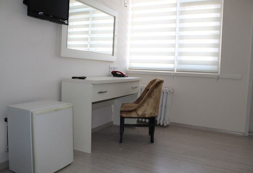 اتاق استاندارد, Abro Necatibey