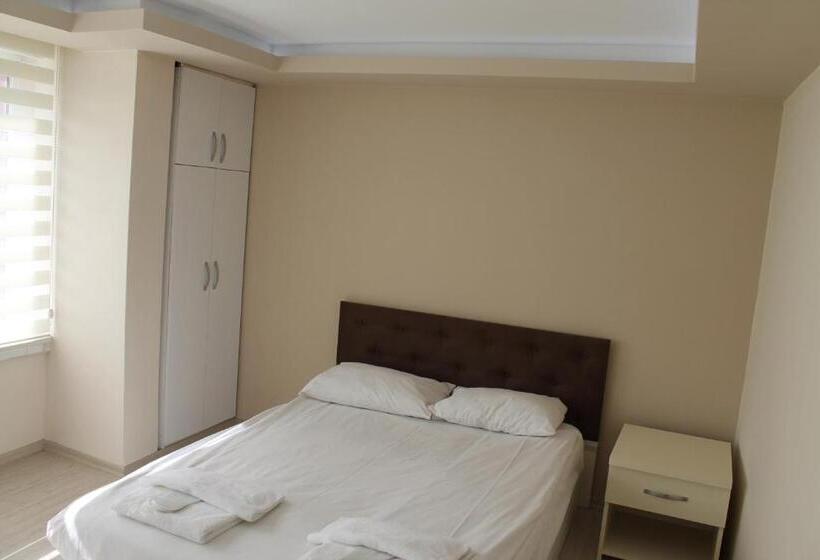 اتاق استاندارد یک نفره, Abro Necatibey