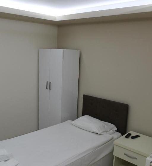 اتاق اکونومی یک تخته, Abro Necatibey