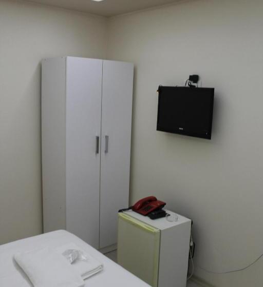 اتاق اکونومی یک تخته, Abro Necatibey