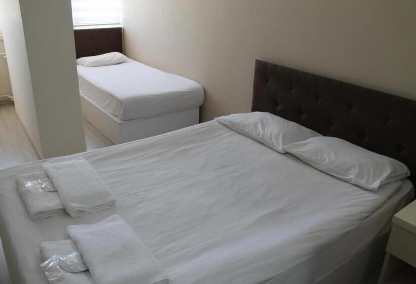 اتاق استاندارد سه نفره, Abro Necatibey