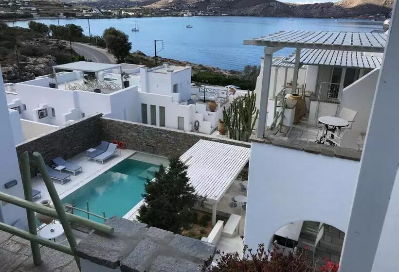 オーシャンビュースタンダードルーム, Anthos Apartments