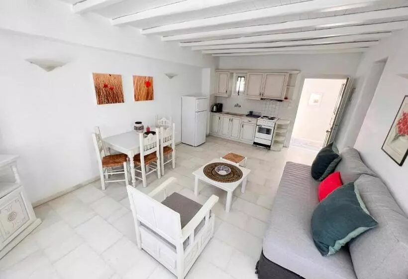 サイドシービュー１ベッドルームアパートメント, Anthos Apartments