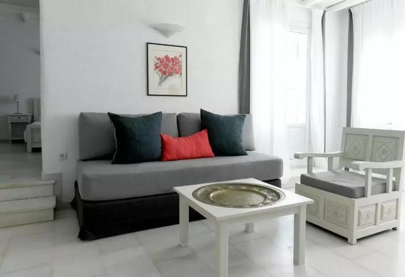 サイドシービュー１ベッドルームアパートメント, Anthos Apartments