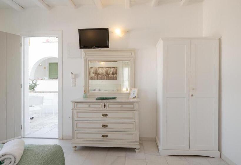 带海景的标准工作室, Anthos Apartments