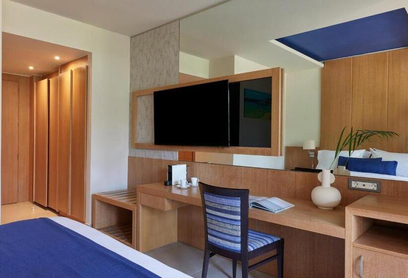 Номер Deluxe Вид на Море, Atlantica Kalliston Resort   Adults Only