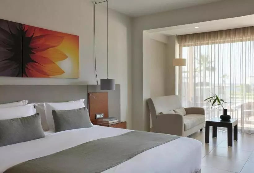 プール付きジュニアスイート, Atlantica Kalliston Resort   Adults Only