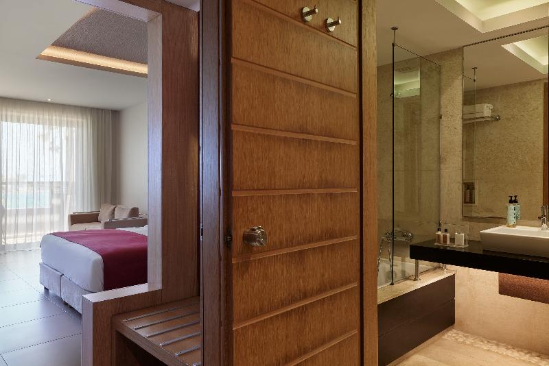 חדר סופריור נוף לים, Atlantica Kalliston Resort   Adults Only