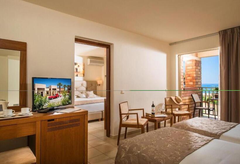 ガーデンビューファミリールーム, Bella Beach