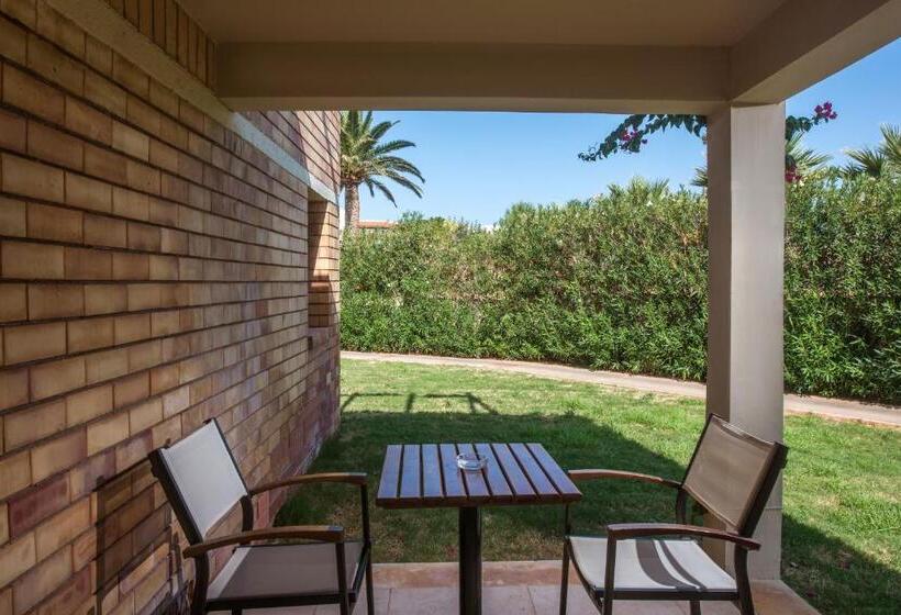 ガーデンビュースタンダードルーム, Bella Beach