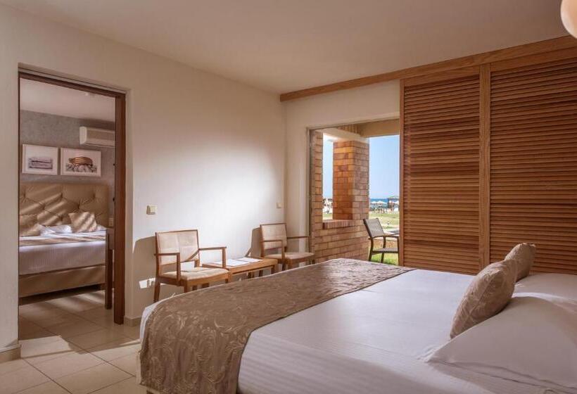 ガーデンビューファミリールーム, Bella Beach