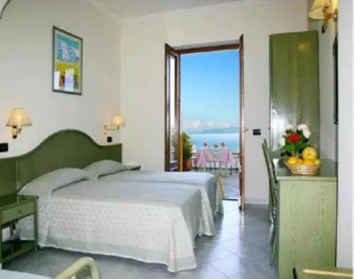 اتاق استاندارد با چشمانداز دریا, Belvedere