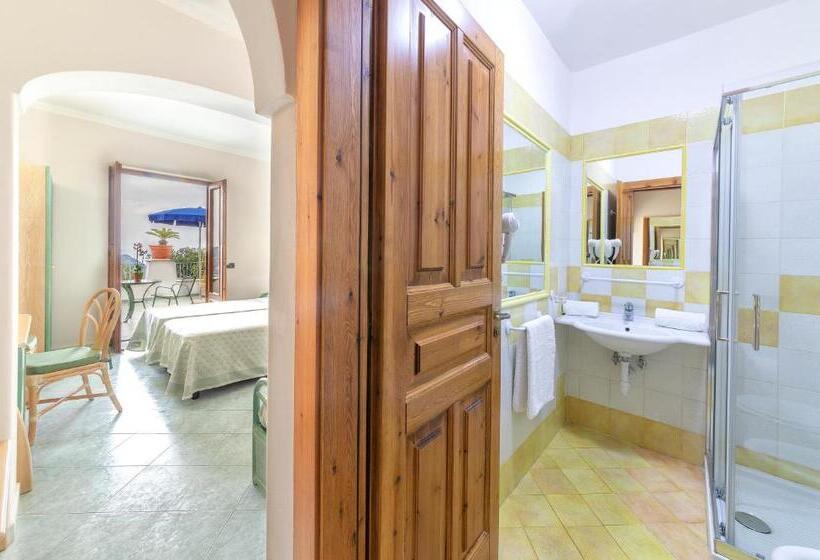 Четырехместный Номер Стандарт, Belvedere