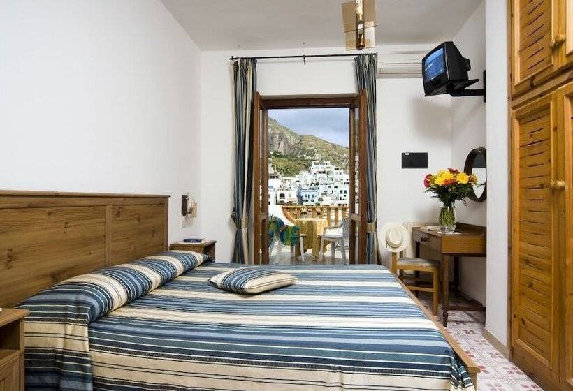 オーシャンビュースタンダードルームテラス付き, Conte S. Angelo Bay