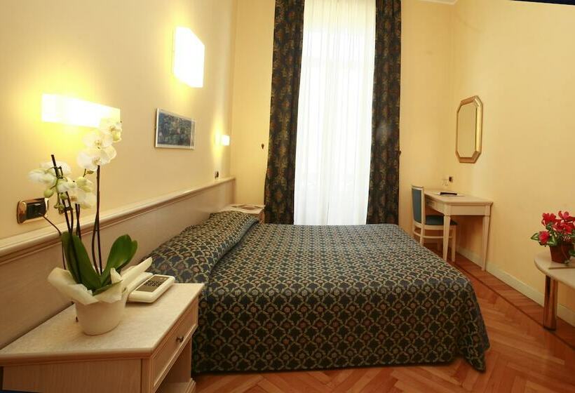 Номер Стандарт Вид на Озеро, Excelsior Splendide