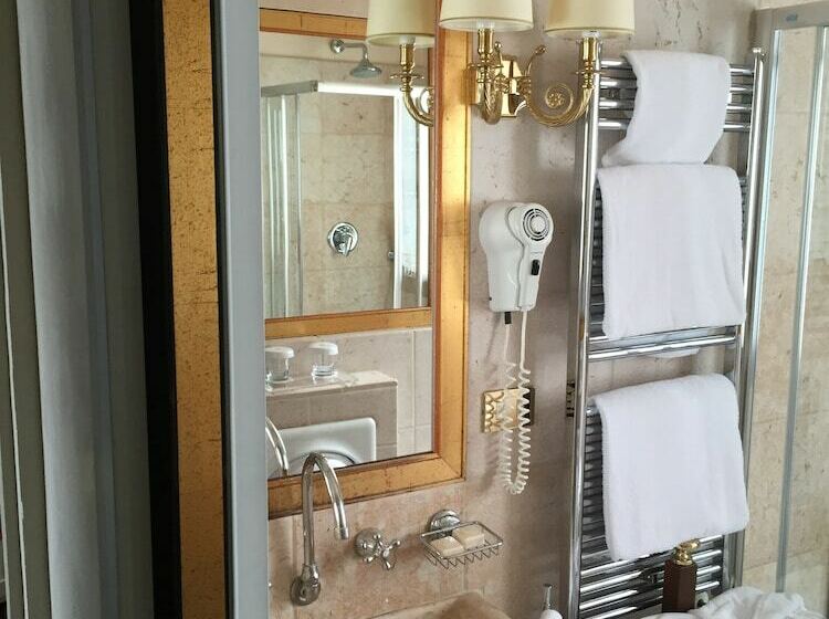 سوییت سوپریور, Gabbia D'oro