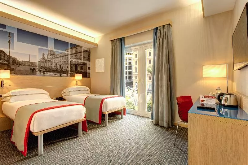 Camera Standard, Iq Hotel Roma