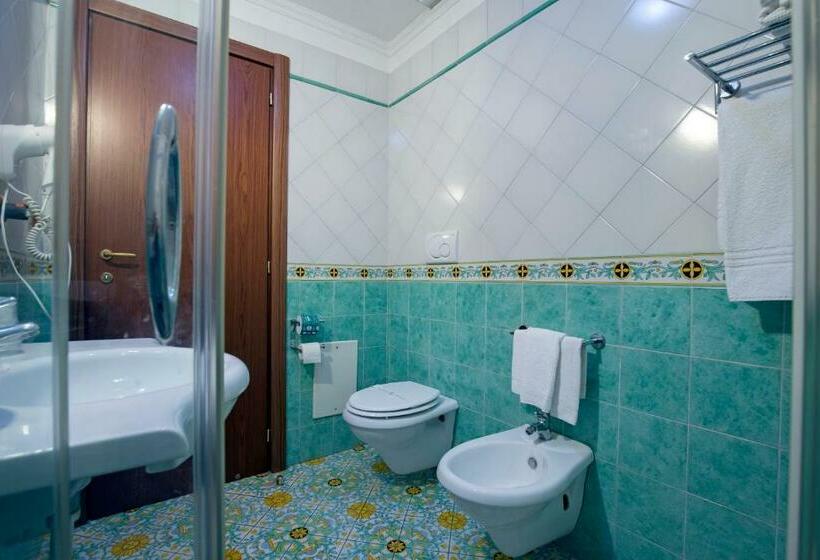 Номер Economy, La Panoramica