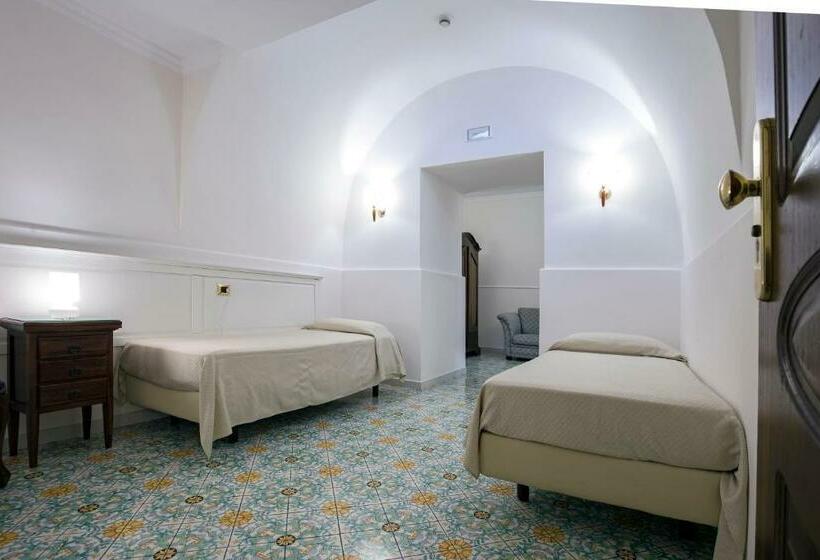 Трежместный Номер Economy, La Panoramica