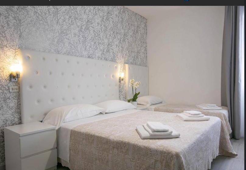 اتاق استاندارد چهار تخته, La Perla Rimini