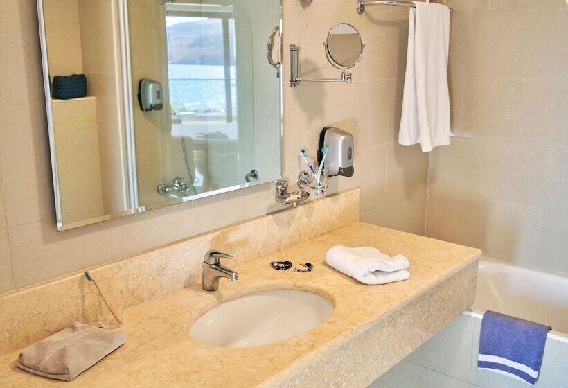 オーシャンビュースタンダードルーム, Lindos Bay