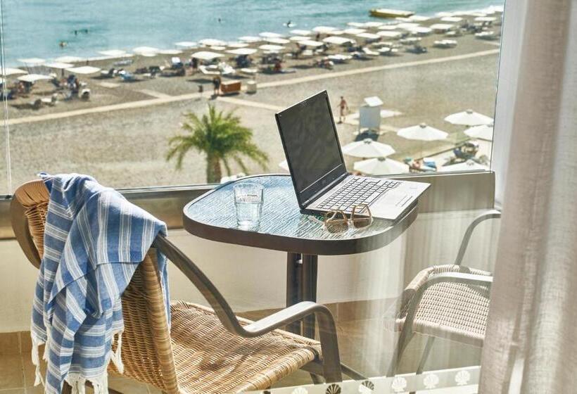 オーシャンビュースタンダードルーム, Lindos Bay