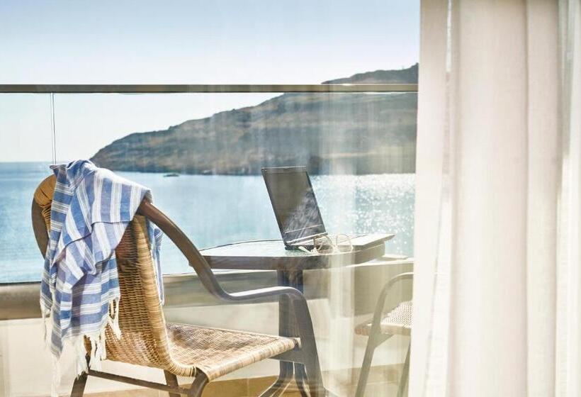 オーシャンビュースタンダードルーム, Lindos Bay