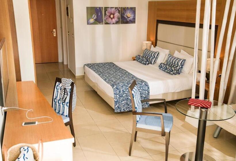 ガーデンビュースタンダードルーム, Lindos Bay