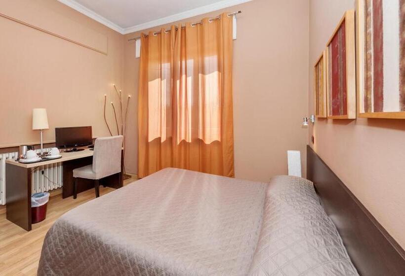 Chambre Quadruple Standard, Lucca In Villa Elisa & Gentucca