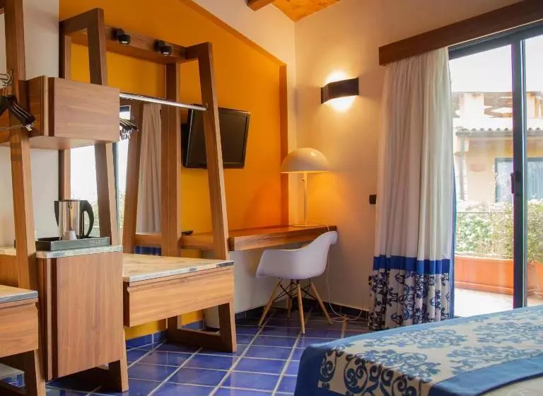اتاق استاندارد, Magaggiari Hotel Resort