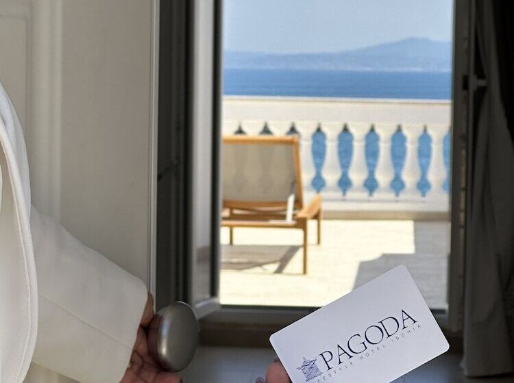 标准间带露台, Pagoda Lifestyle