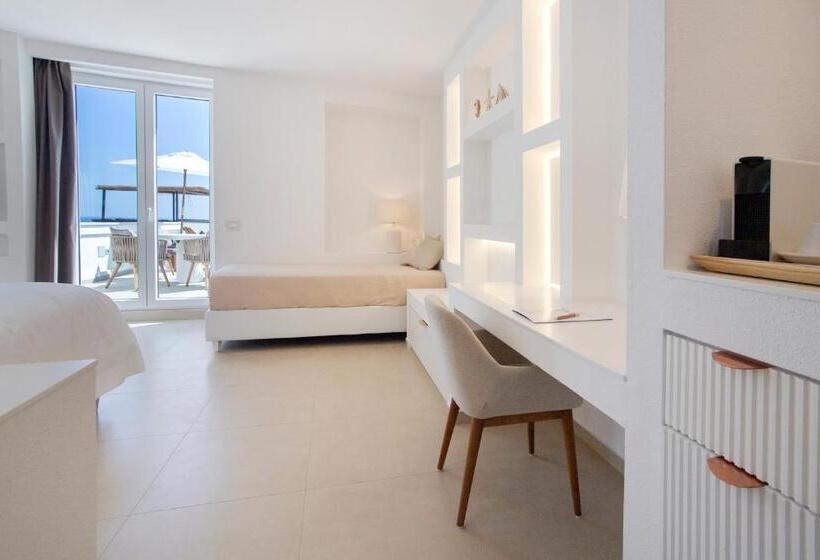 套房配有游泳池, Pagoda Lifestyle