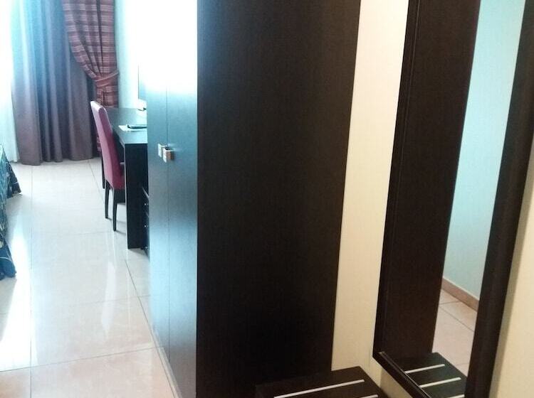 غرفة قياسية, Panorama