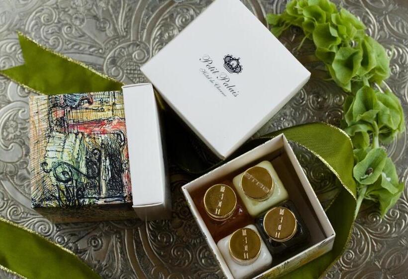 سوئیت جونیور با تراس, Petit Palais Hotel De Charme