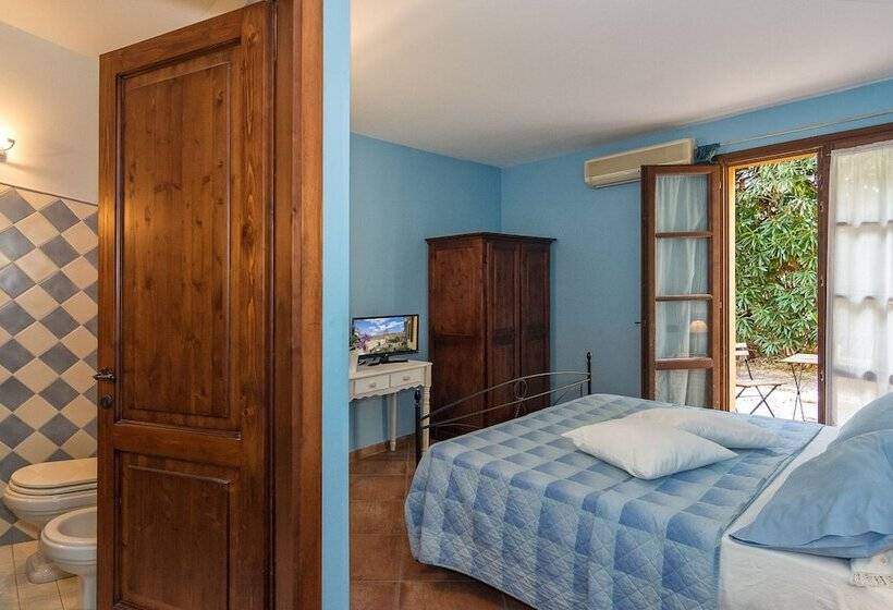 标准间, Pisa Holidays