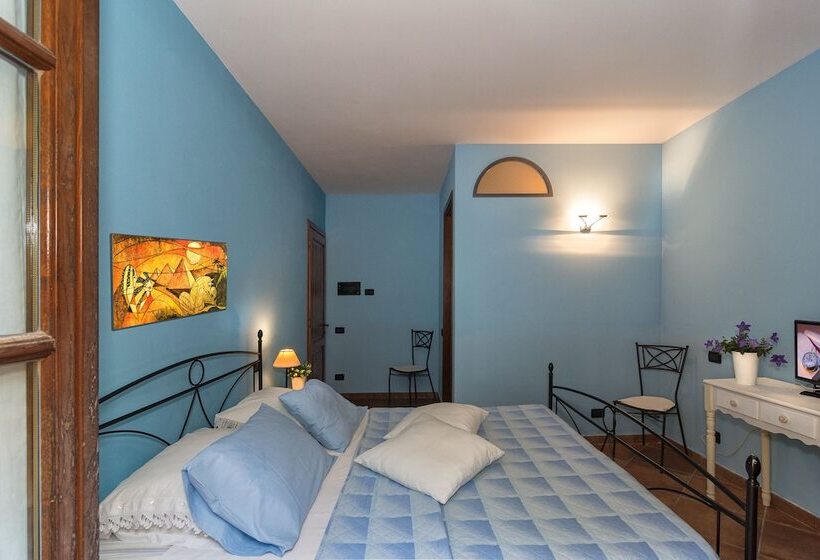 标准间, Pisa Holidays