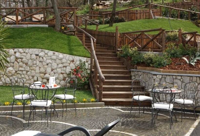 带海景的标准单人间, Prestige