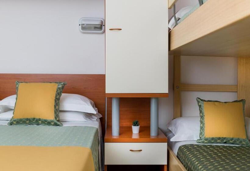 Quarto Familiar, Principe