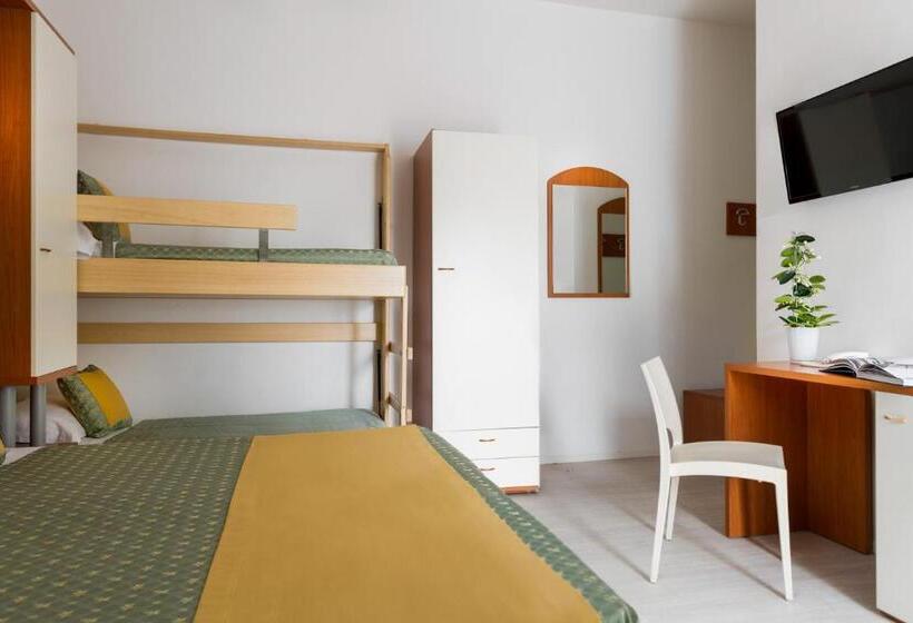 Quarto Familiar, Principe