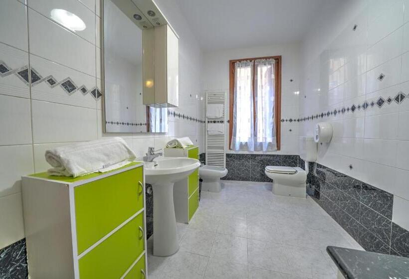 Habitació Familiar Bany Compartit, Residenza Briati