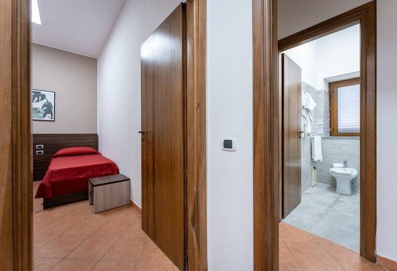 家庭间, La Terra Dei Sogni Country