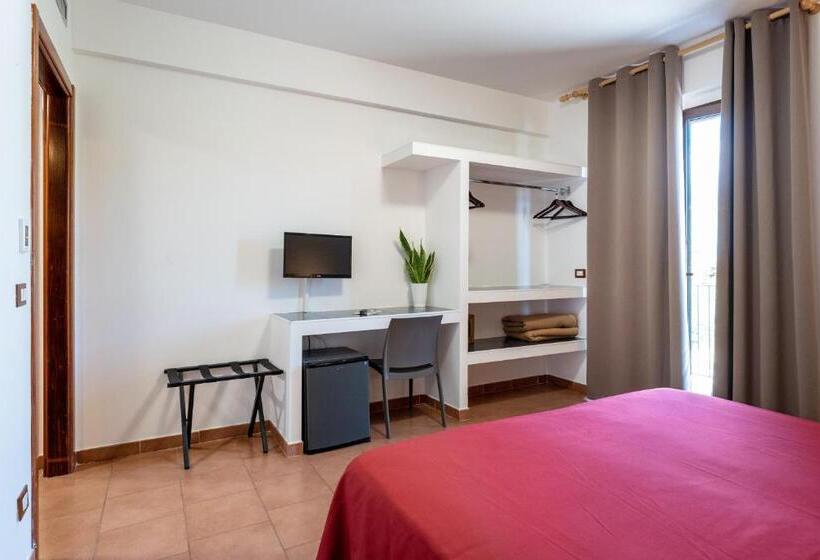 标准单人间, La Terra Dei Sogni Country