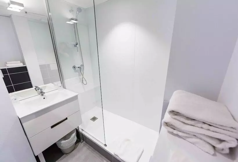 コンフォートルーム, The Originals City, Hôtel Agora, Nantes Ouest